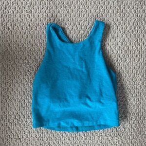 Beyond Yoga Women’s Spacedye Refocus Cropped Tank in Peacock Blue Heather